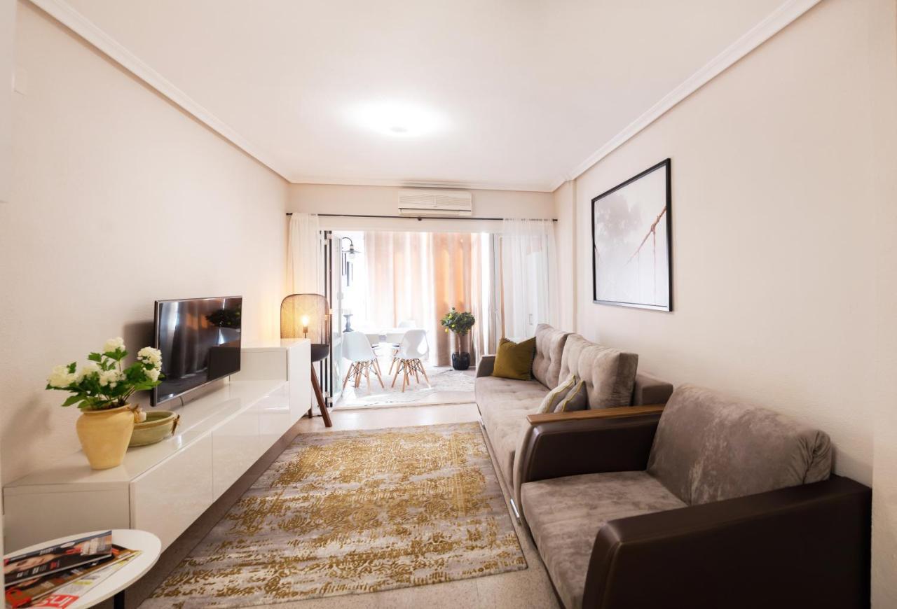 Holiday Studio Jardin Playa تورّيفيِخا المظهر الخارجي الصورة