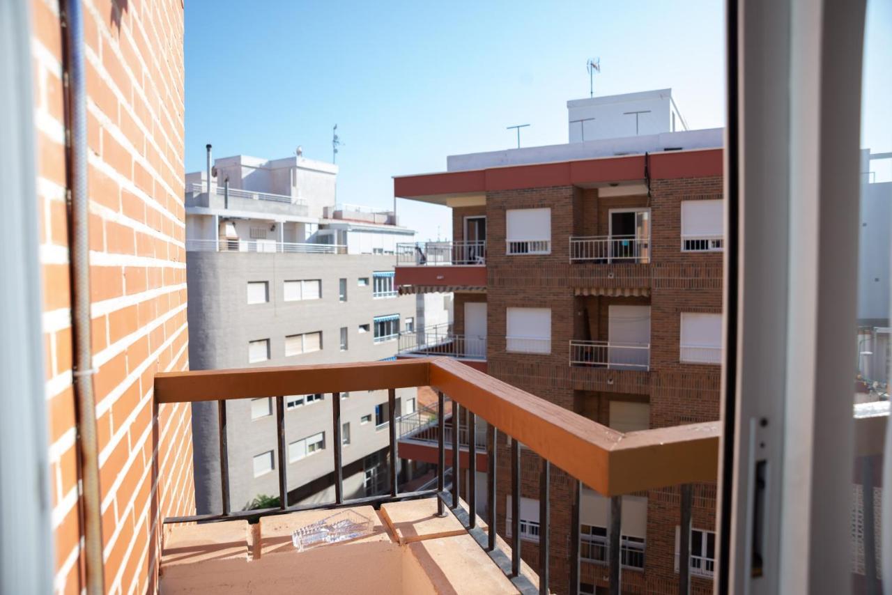 Holiday Studio Jardin Playa تورّيفيِخا المظهر الخارجي الصورة