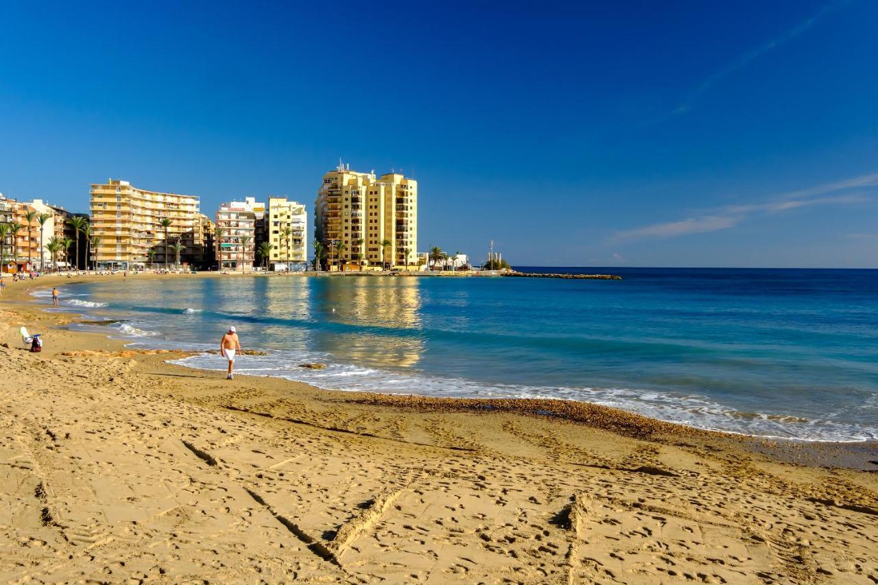 Holiday Studio Jardin Playa تورّيفيِخا المظهر الخارجي الصورة