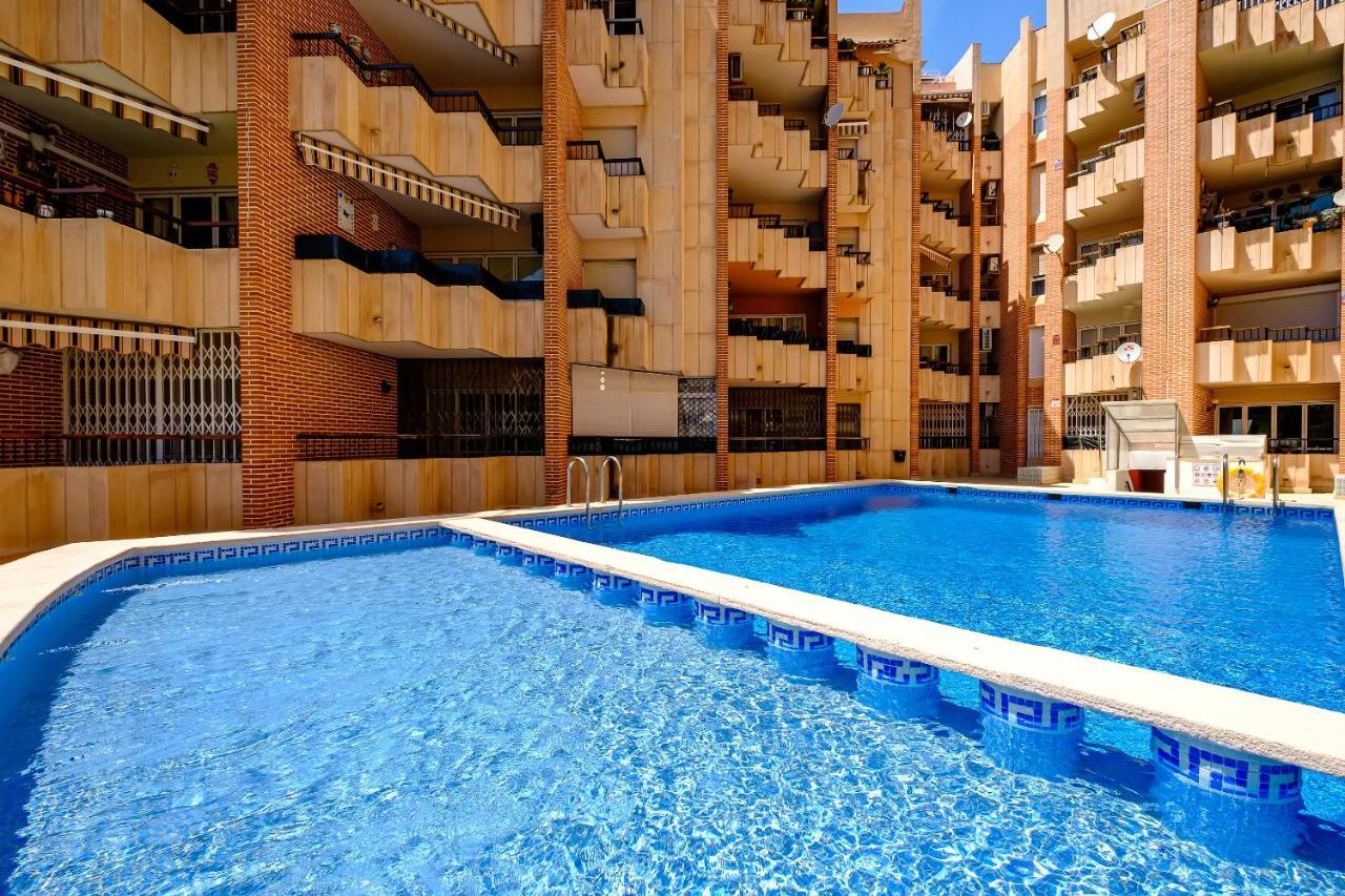 Holiday Studio Jardin Playa تورّيفيِخا المظهر الخارجي الصورة