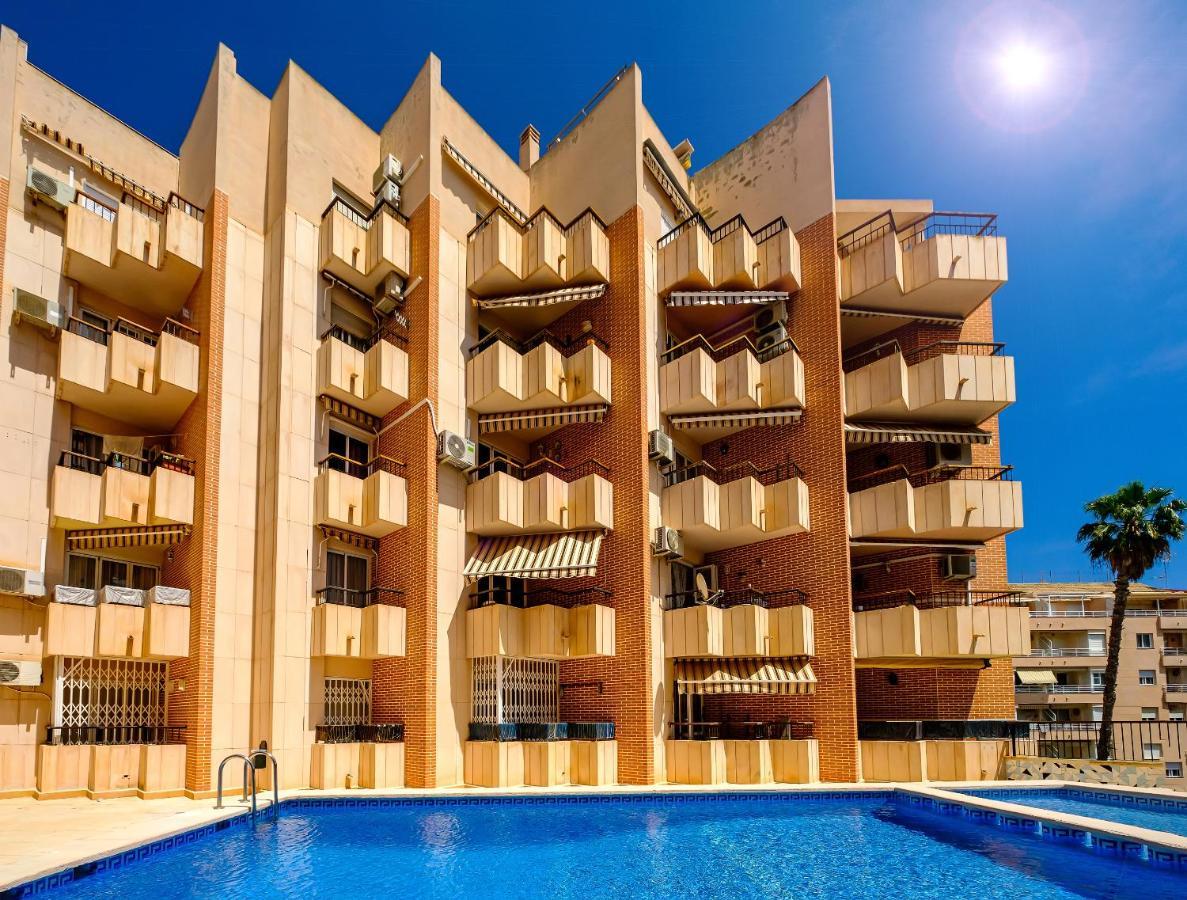 Holiday Studio Jardin Playa تورّيفيِخا المظهر الخارجي الصورة