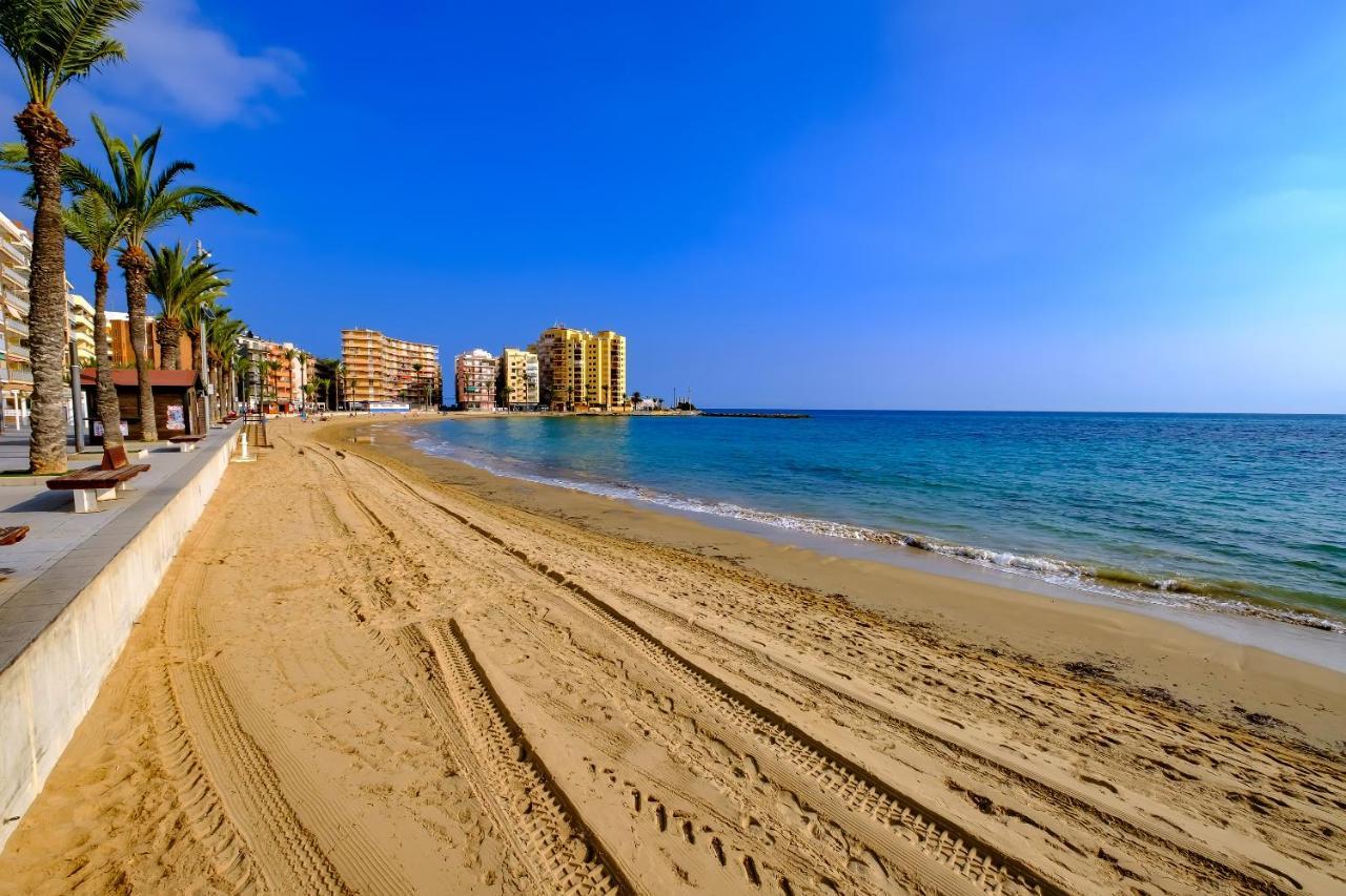 Holiday Studio Jardin Playa تورّيفيِخا المظهر الخارجي الصورة